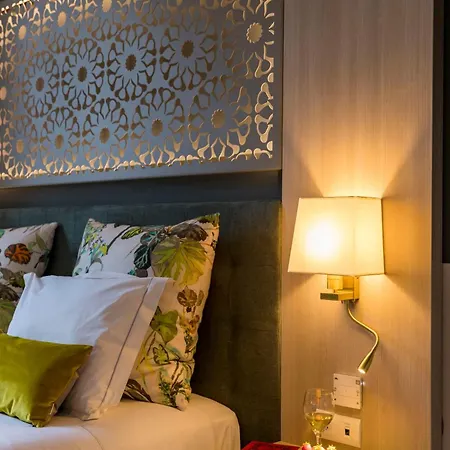 Estrela De Hotel 4*