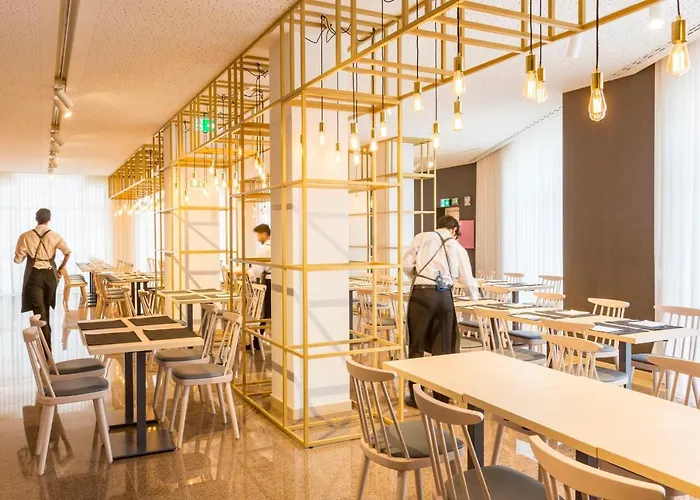 Отель Estrela De 4*